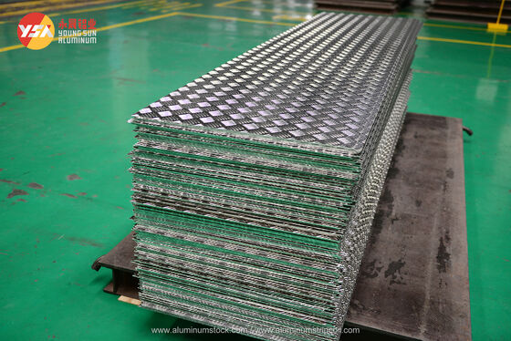 Aluminum Checkered Plate 5086 5754 Marine Grade Five Bar Anti Slip Sheet for Boat Deck Ramp Access