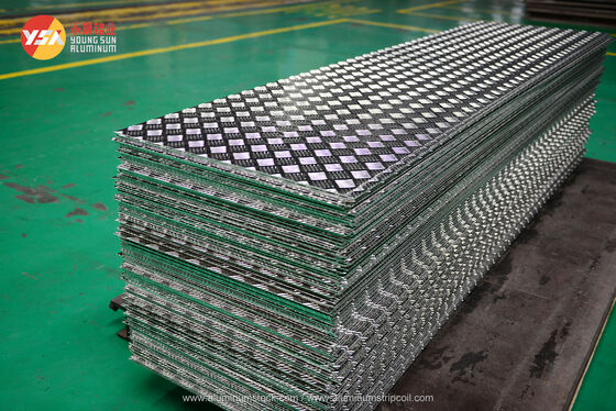 Aluminum Checkered Plate 5086 5754 Marine Grade Five Bar Anti Slip Sheet for Boat Deck Ramp Access