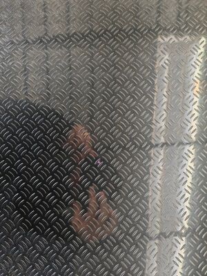 Marine Grade 5083 5052 Aluminum Checkered Plate 5 Bar Anti Slip Diamond Tread Sheet 4x8 Corrosion Resistant Flooring