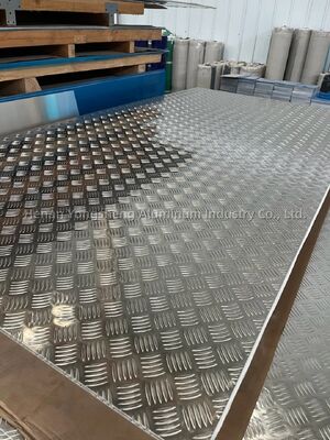 Marine Grade 5083 5052 Aluminum Checkered Plate 5 Bar Anti Slip Diamond Tread Sheet 4x8 Corrosion Resistant Flooring